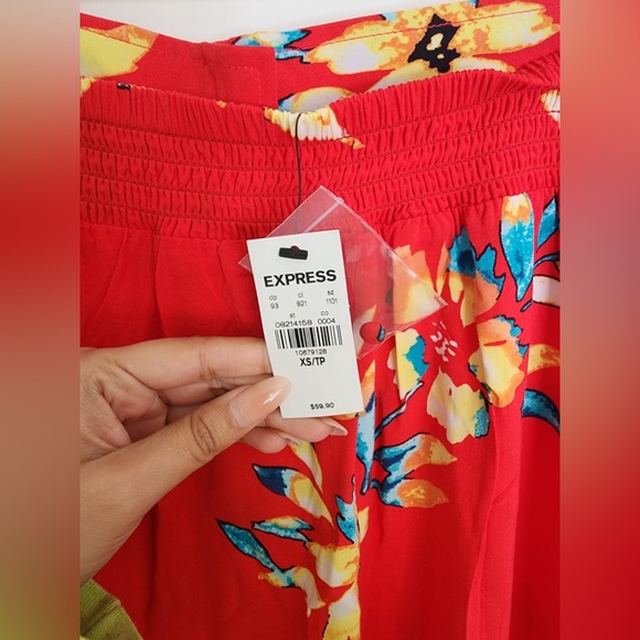 Front slit red maxi skirt in XS - Picture 6 of 6